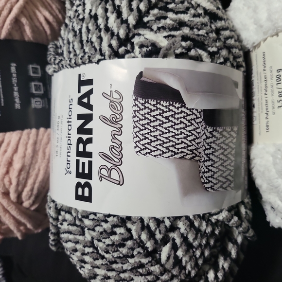 Yarnspirations - Picture 3 of 4